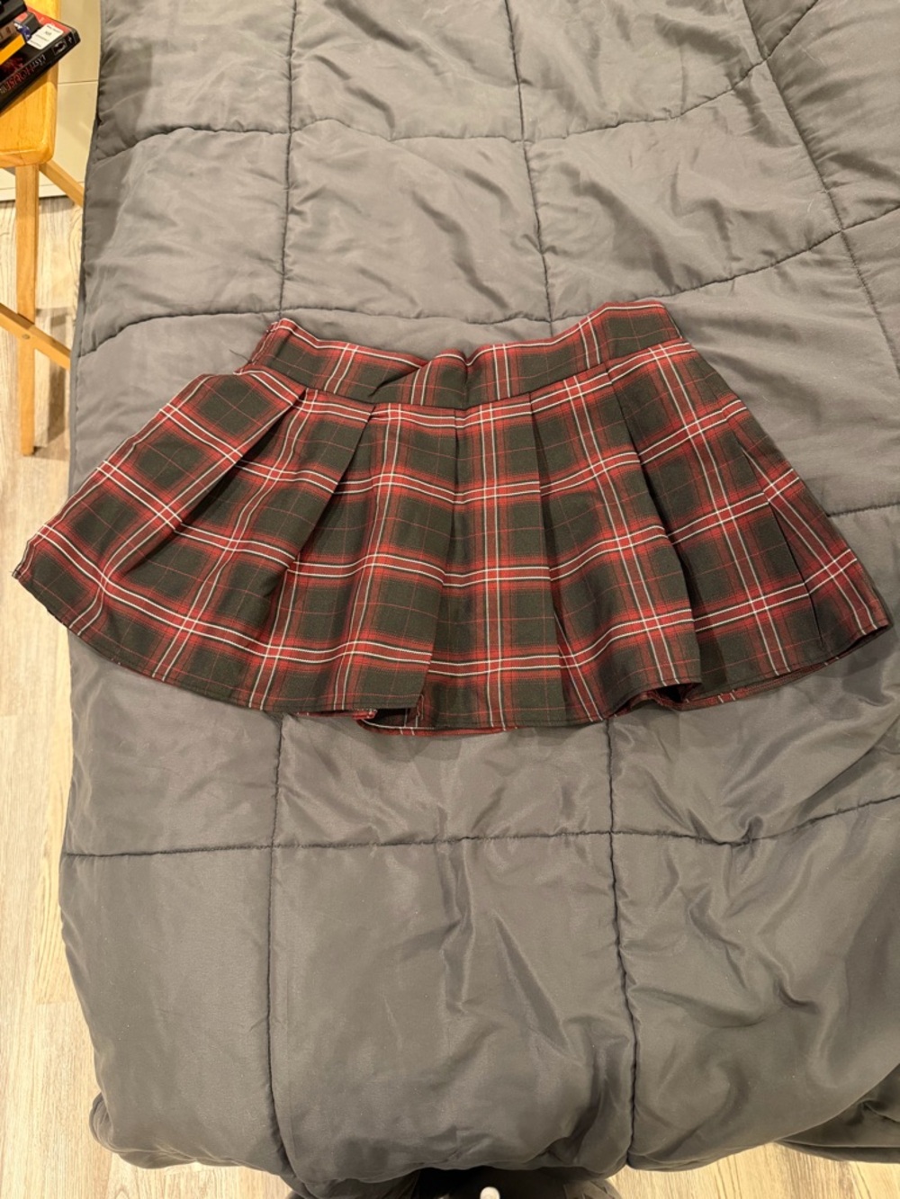 Pleated Plaid Mini Skirt - Red & Black
